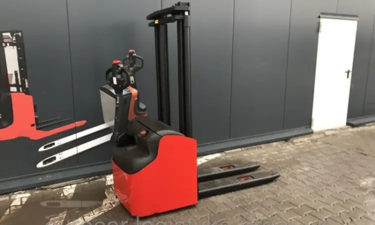 Штабелер электрический MANITOU 1, 2т 2, 9м-высота подъема - фото № 3