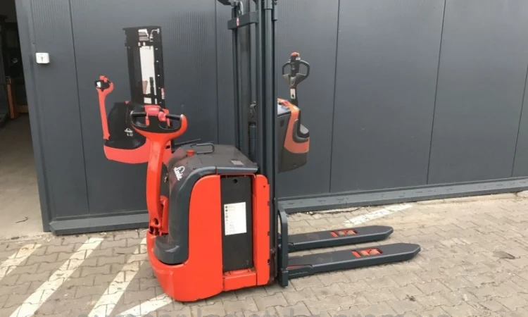 Штабелер электрический поводковый LINDE L14 1, 4т 3, 0м 2007 - фото № 3