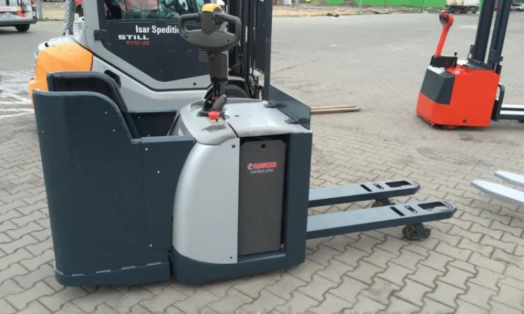 Электротележка NISSAN 2012р 2000кг - фото № 1