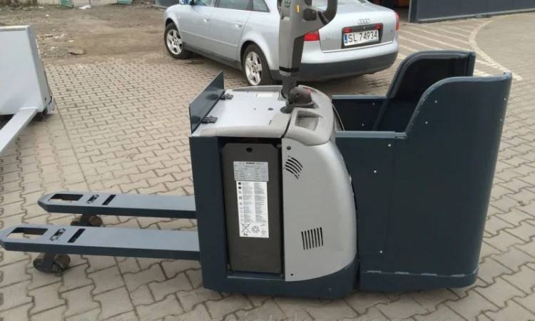 Электротележка NISSAN 2012р 2000кг - фото № 4