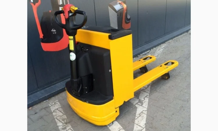 Самоходная электрическая тележка KOMATSU 1800кг - фото № 5