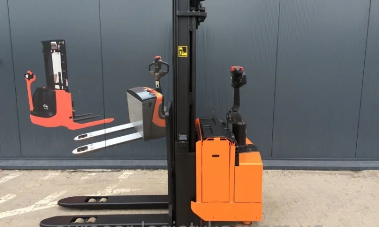 Штабелер електричний TOYOTA BT 1, 25т 4, 5м-висота підйо - фото № 2