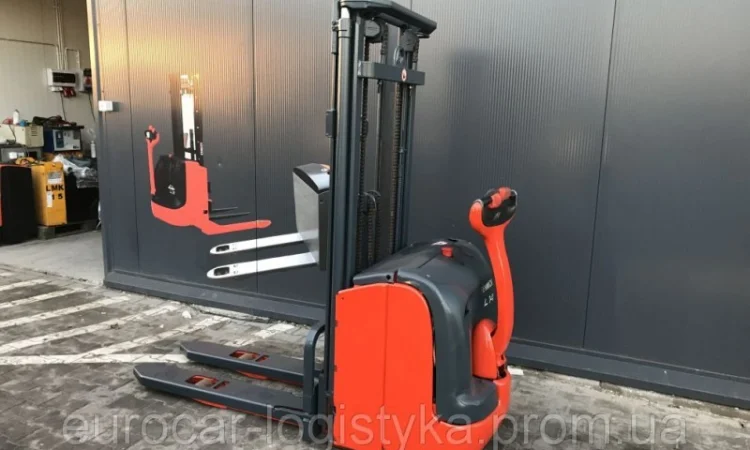 Штабелер электрический LINDE L 14 L 2012р батерея 1, 4т 4.3м - фото № 3
