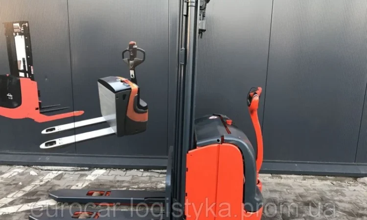 Штабелер электрический LINDE L 14 L 2012р батерея 1, 4т 4.3м - фото № 4