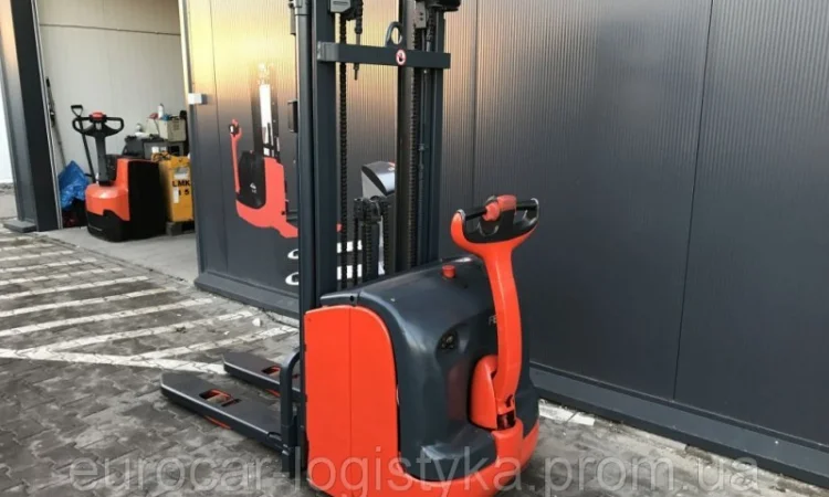 Штабелер электрический LINDE L 14 L 2012р батерея 1, 4т 4.3м - фото № 6