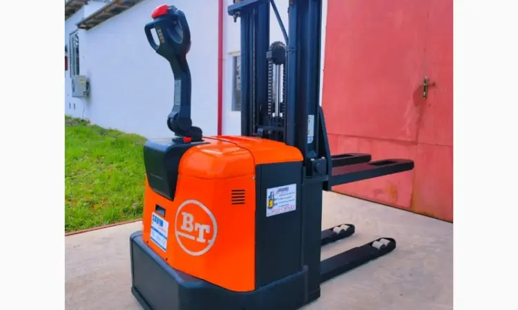 Штабелер електричний Нова АКБ 796 Toyota BT SPE125 1, 25t 4090mm - фото № 3