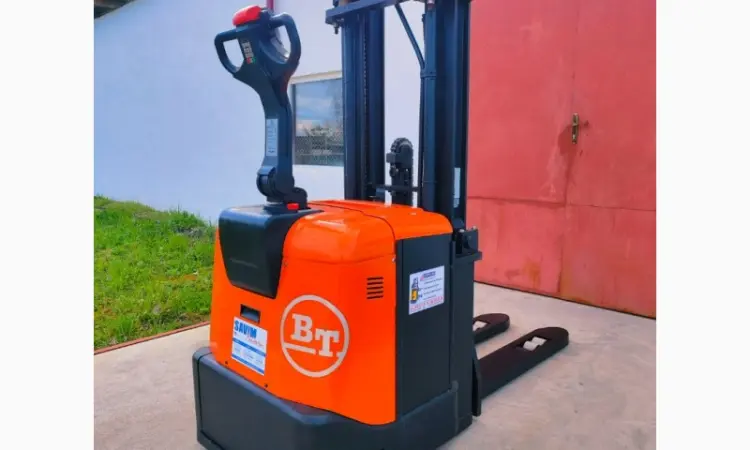 Штабелер електричний Нова АКБ 796 Toyota BT SPE125 1, 25t 4090mm - фото № 5