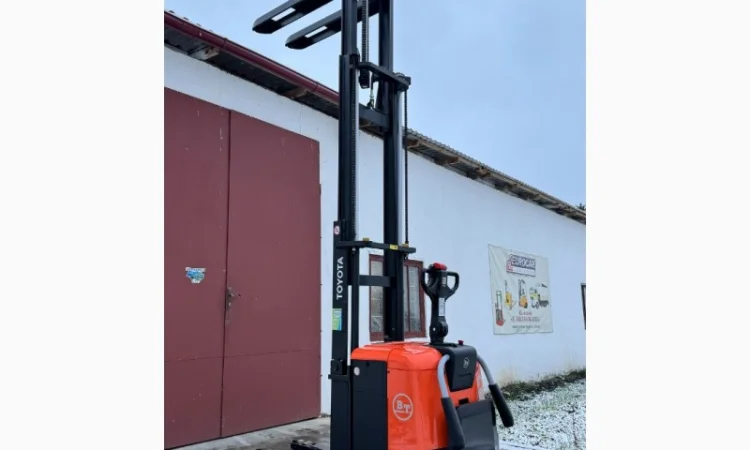 Навантажувач Електро Штабелер 1138 Toyota BT SPE 160 1, 6t 3.76cm - фото № 12