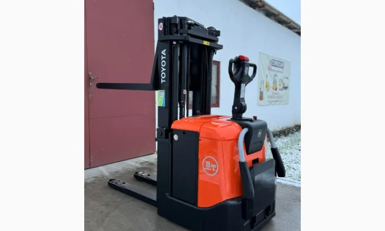 Навантажувач Електро Штабелер 1138 Toyota BT SPE 160 1, 6t 3.76cm - фото № 4