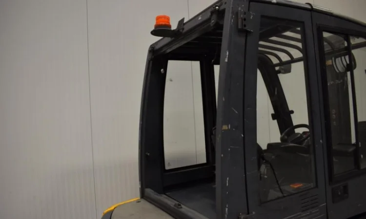 Вилочный погрузчик Jungheinrich EFG 540 - фото № 12