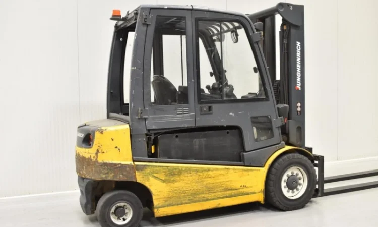 Вилочный погрузчик Jungheinrich EFG 540 - фото № 3