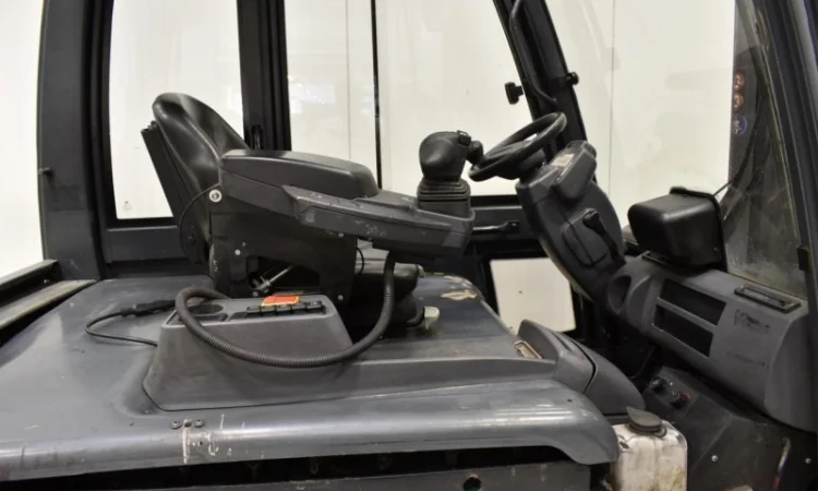 Вилочный погрузчик Jungheinrich EFG 540 - фото № 4