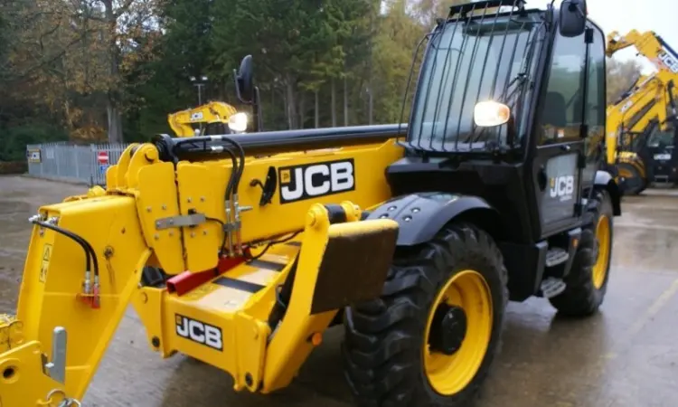 Телескопічний погрузчик JCB 540-140 2018 року - фото № 1