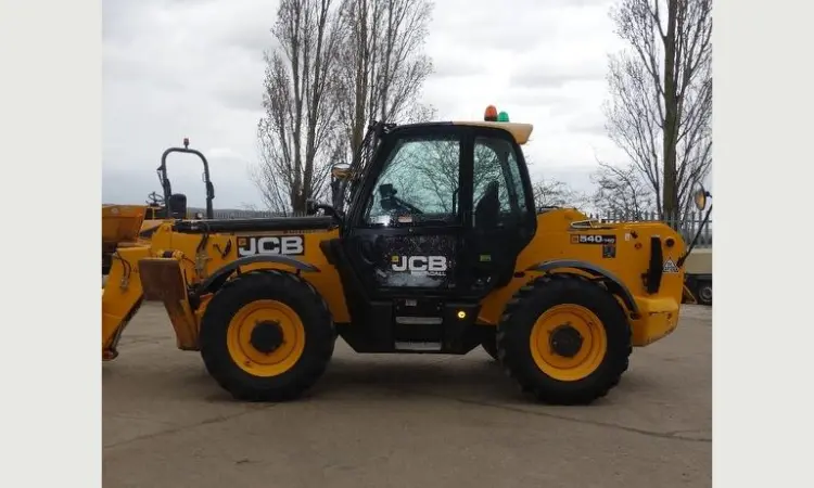 Телескопический погрузчик JCB 540-140 в Киеве - фото № 1
