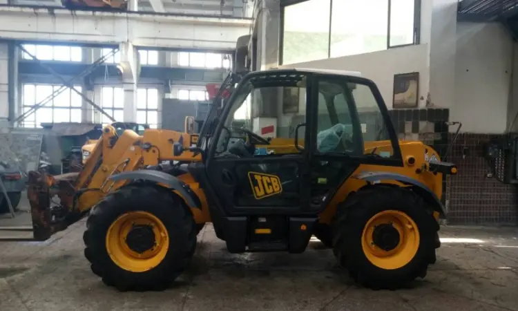 Телескопический погрузчик JCB 531-70 2011 года - фото № 1