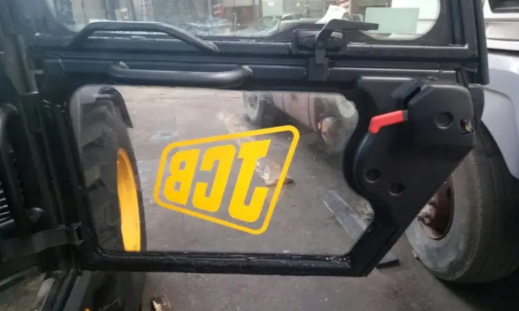 Телескопический погрузчик JCB 531-70 2011 года - фото № 3