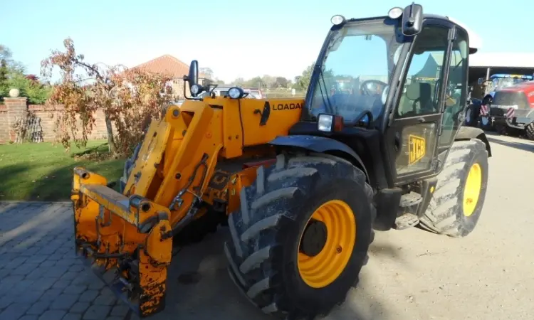Телескопический погрузчик JCB 541-70 AGRI XTRA - фото № 1