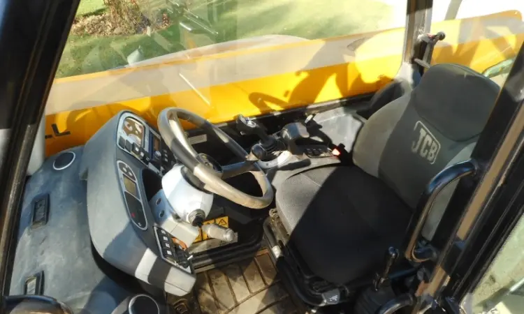 Телескопический погрузчик JCB 541-70 AGRI XTRA - фото № 5