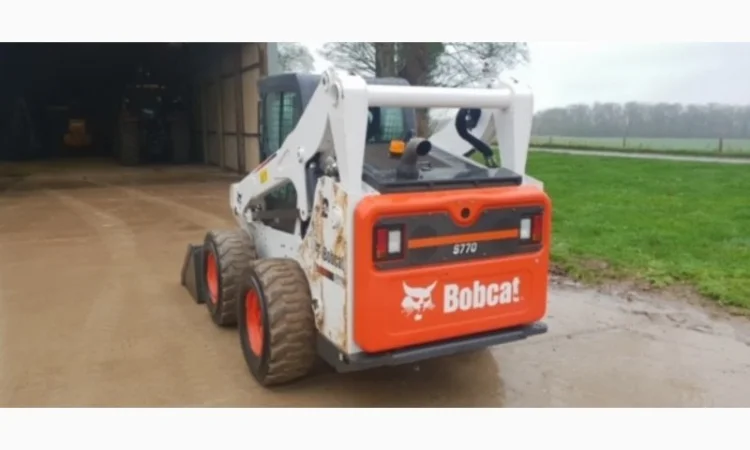 Мини-погрузчик Bobcat S770 HighFlow - фото № 2