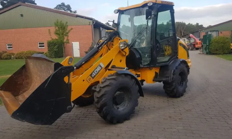 Фронтальный погрузчик JCB 406 2008 года - фото № 1