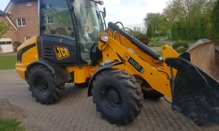 Фронтальный погрузчик JCB 406 2008 года - фото № 3