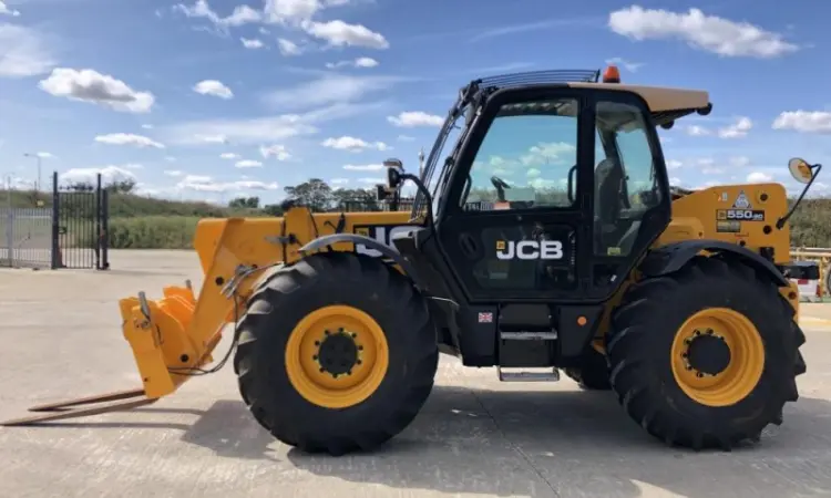 Телескопический погрузчик JCB 550-80 Agri Plus - фото № 4
