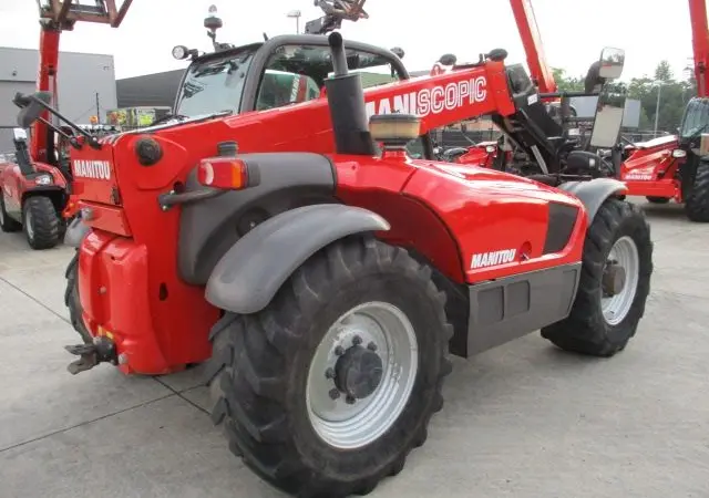 Телескопический погрузчик Manitou MLT 634-120 LSU. Строительная техника б/у - фото № 6