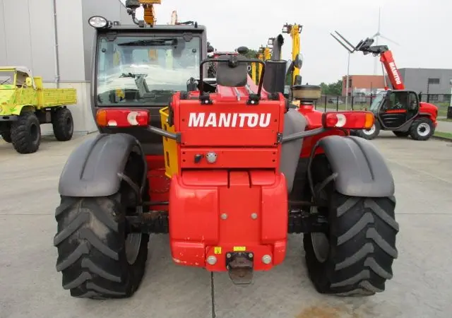 Телескопический погрузчик Manitou MLT 634-120 LSU. Строительная техника б/у - фото № 11