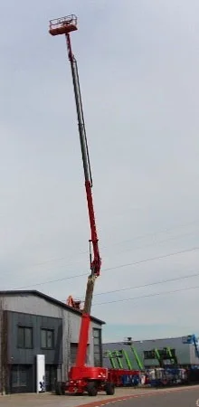 Коленчатый подъемник Haulotte HA32PX в Украине - фото № 2