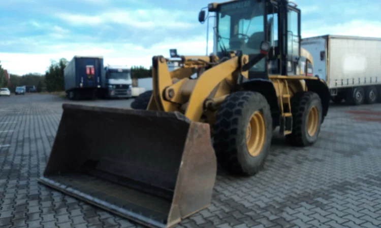 Фронтальный погрузчик CAT 924 G - фото № 2