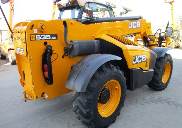 Телескопічний погрузчик JCB 535-95 в Україні - фото № 9