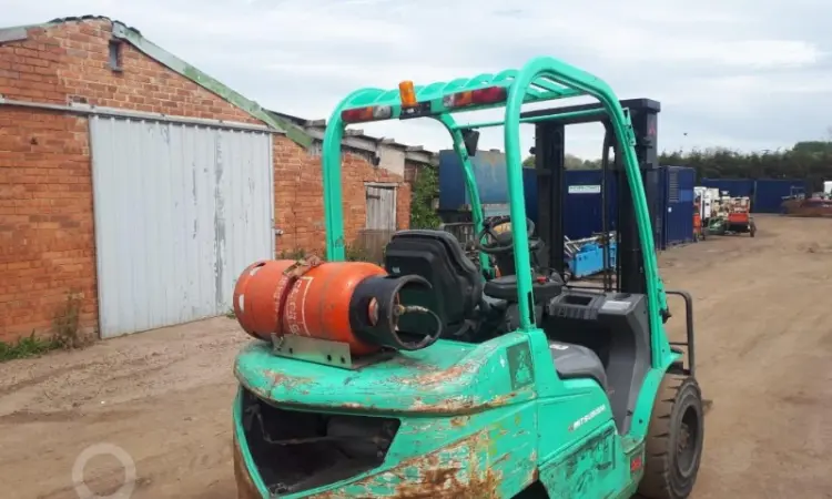 Вилочный погрузчик Mitsubishi FG30N 2009 года - фото № 3