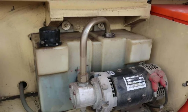 Ножничный подъемник JLG 4069LE в Украине - фото № 7