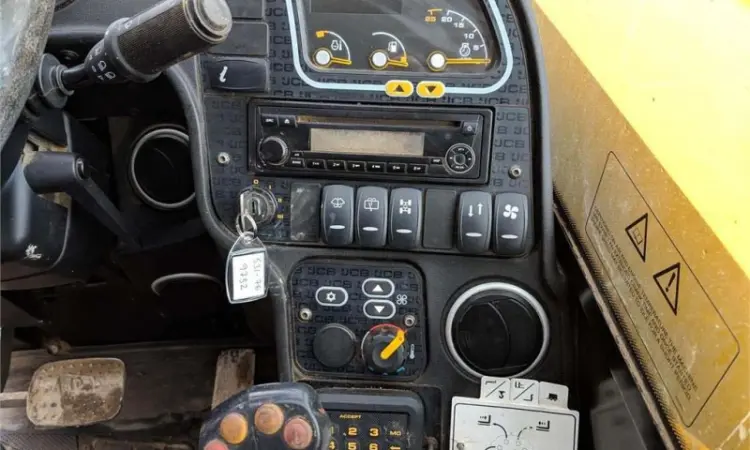 Телескопический погрузчик JCB 531-70. Спецтехника в наличии и под заказ - фото № 14