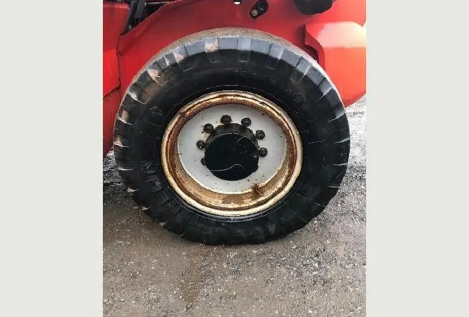 Телескопический погрузчик Manitou MLT 845-120 LSU Turbo - фото № 9