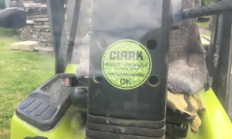 Вилочный погрузчик Clark CDP 40 - фото № 3