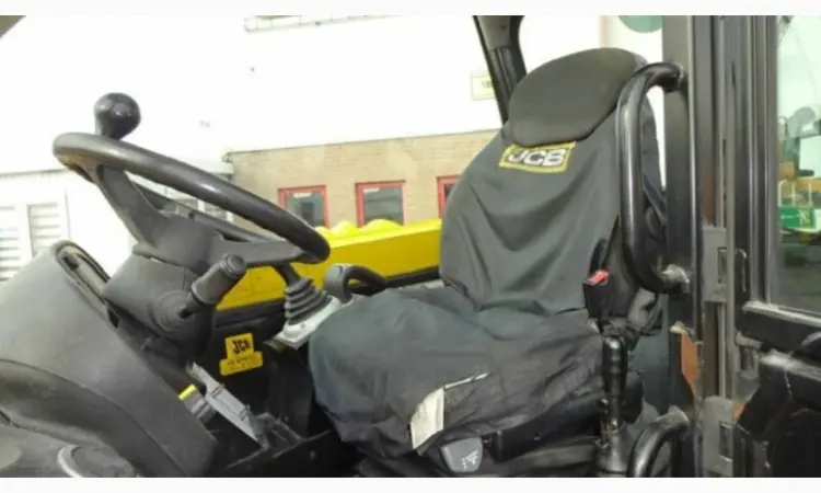 Телескопический погрузчик JCB 541- 70 T4I IIIB - фото № 7