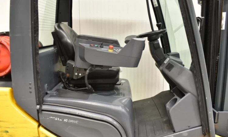 Вилочный погрузчик Jungheinrich TFG 320 S. Газовый погрузчик б/у - фото № 9