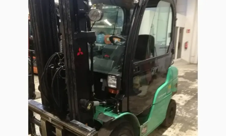 Газовый погрузчик Mitsubishi FG25N - фото № 1
