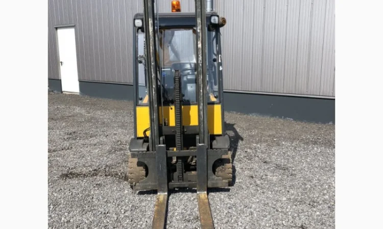 Электропогрузчик Jungheinrich EFG 320 - фото № 3