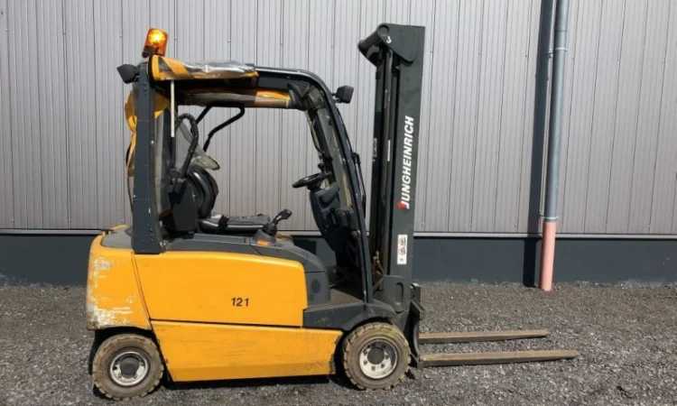 Электропогрузчик Jungheinrich EFG 320 - фото № 9