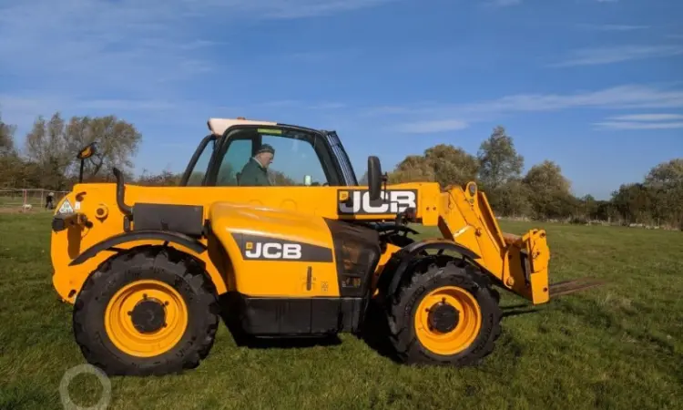 Телескопический погрузчик JCB 531-70. Телескопический погрузчик б/у - фото № 3