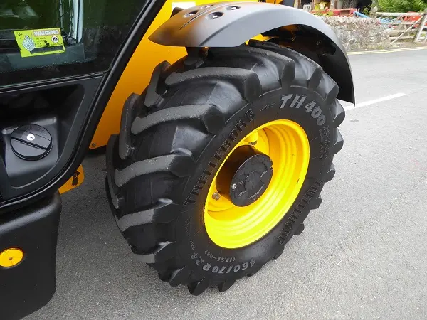 Телескопический погрузчик б/у. Телескопический погрузчик JCB 541-70 - фото № 10