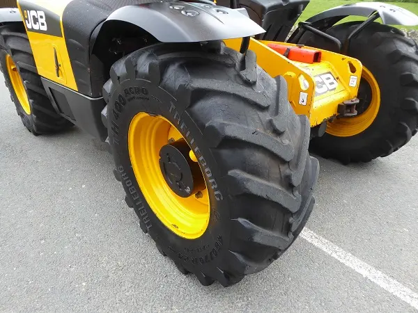 Телескопический погрузчик б/у. Телескопический погрузчик JCB 541-70 - фото № 7