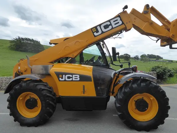 Телескопический погрузчик б/у. Телескопический погрузчик JCB 541-70 - фото № 16