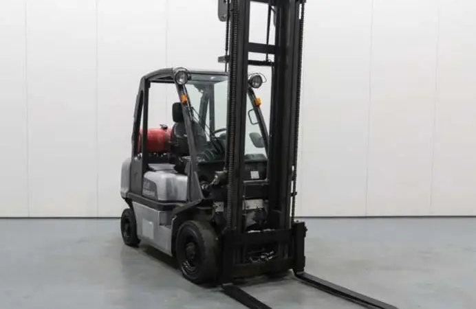 Вилочный погрузчик Nissan U1D2A25LQ 2012 года - фото № 1
