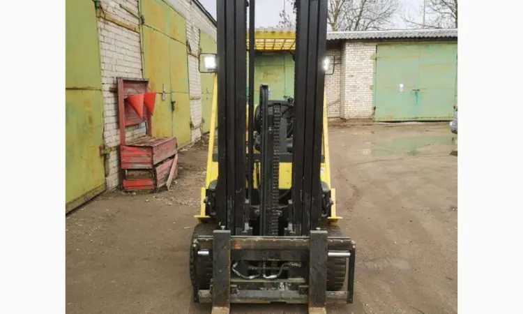 Вилочный погрузчик Hyster S3.50XM 2003 года - фото № 9