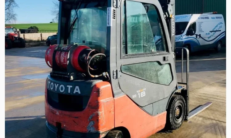 Вилочный погрузчик Toyota 8 FG 18 - фото № 5