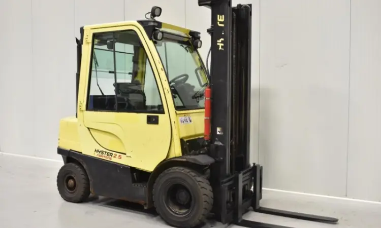 Вилочный погрузчик Hyster H 2.5 FT. Спецтехника б/у - фото № 1