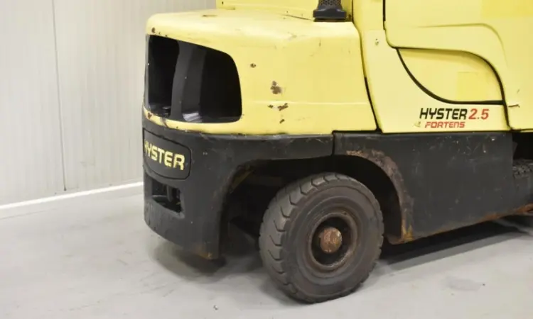 Вилочный погрузчик Hyster H 2.5 FT. Спецтехника б/у - фото № 6